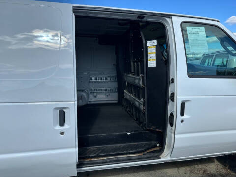 2008 Ford E-Series E-250