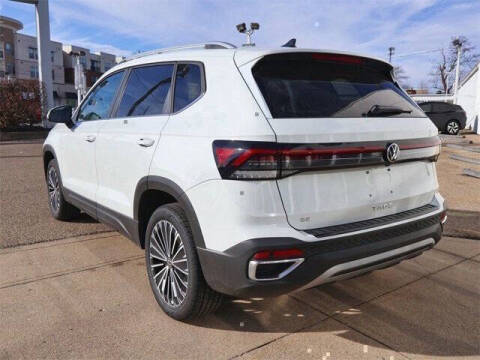 2026 Volkswagen Taos SE