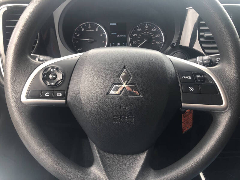 2018 Mitsubishi Outlander ES
