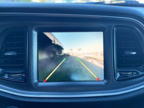 2015 Dodge Challenger SXT Plus