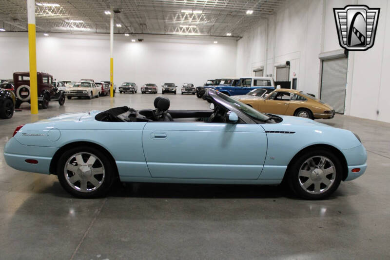 2003 Ford Thunderbird