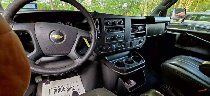 2019 Chevrolet Express 2500