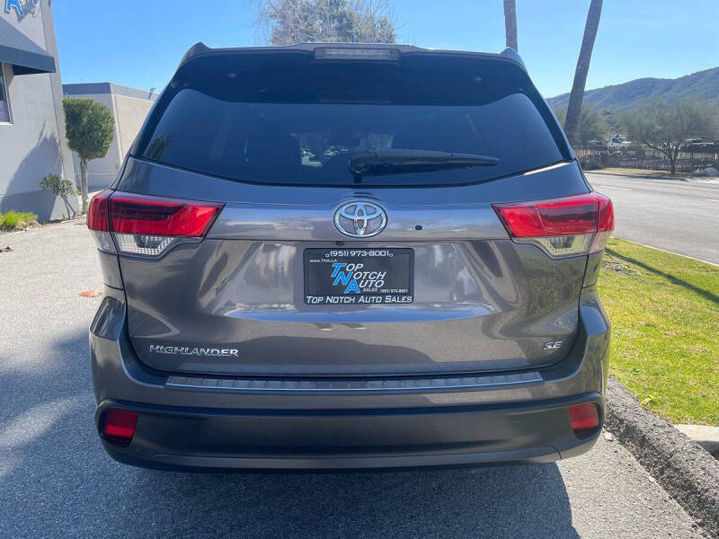 2018 Toyota Highlander SE