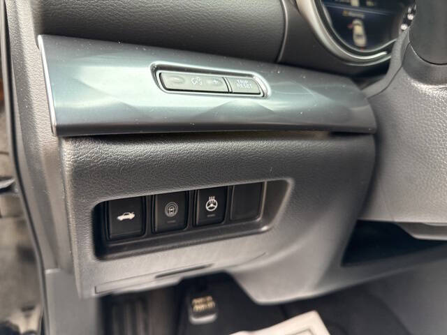 2023 Nissan Maxima 3.5 SR