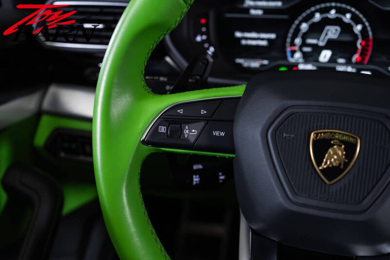 2022 Lamborghini Urus