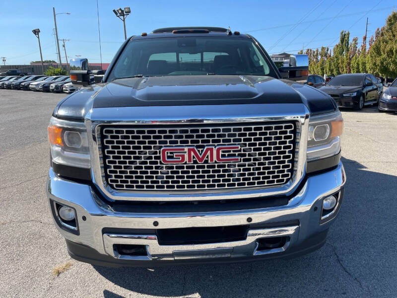 2015 GMC Sierra 3500HD Denali