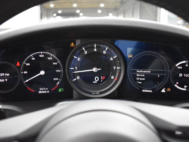 2022 Porsche 911 Carrera