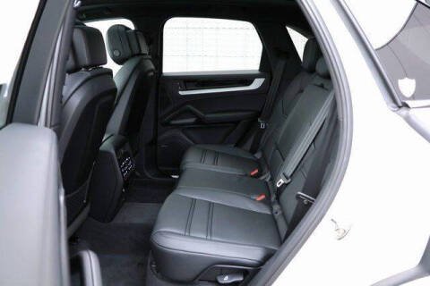2025 Porsche Cayenne