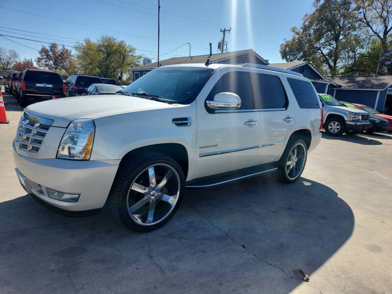 2011 Cadillac Escalade Luxury