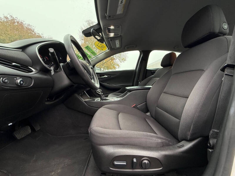 2022 Chevrolet Malibu LT