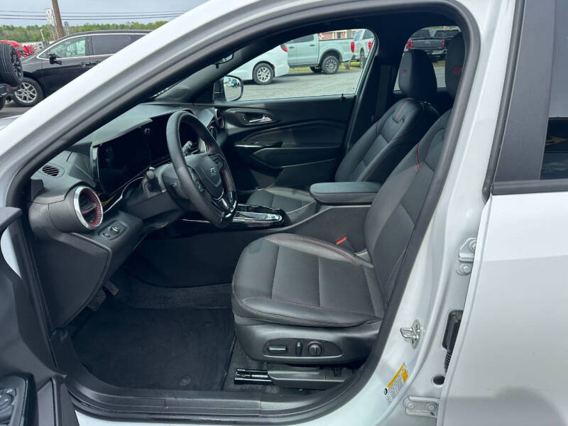 2025 Chevrolet Trax RS
