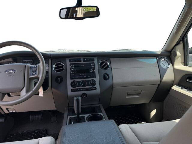 2010 Ford Expedition XLT
