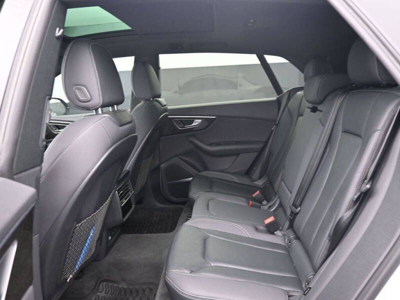 2022 Audi Q8 quattro Premium Plus 55 TFSI