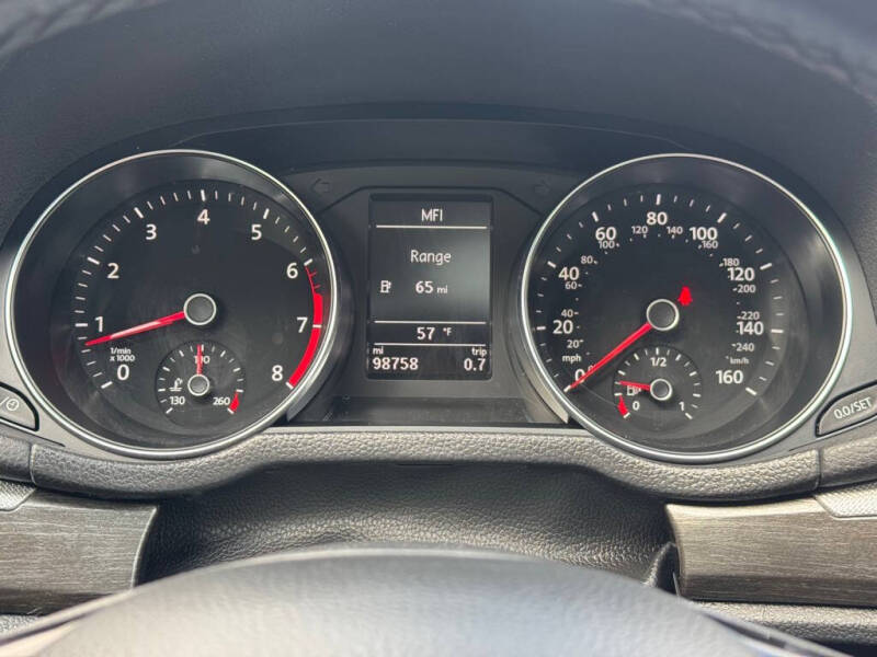 2016 Volkswagen Passat