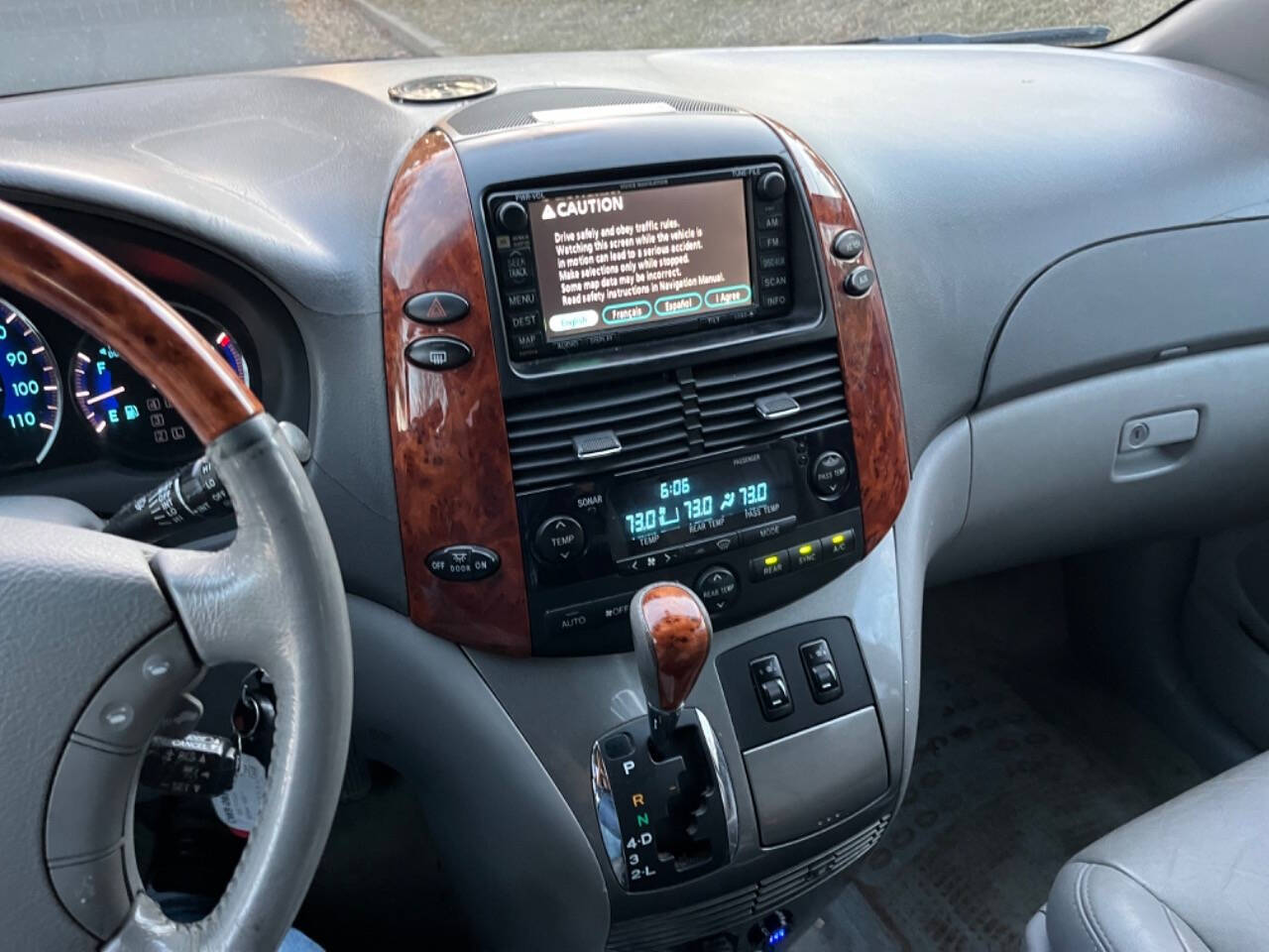 2006 Toyota Sienna for sale at Honesty Auto Sales in Fredericksburg, VA