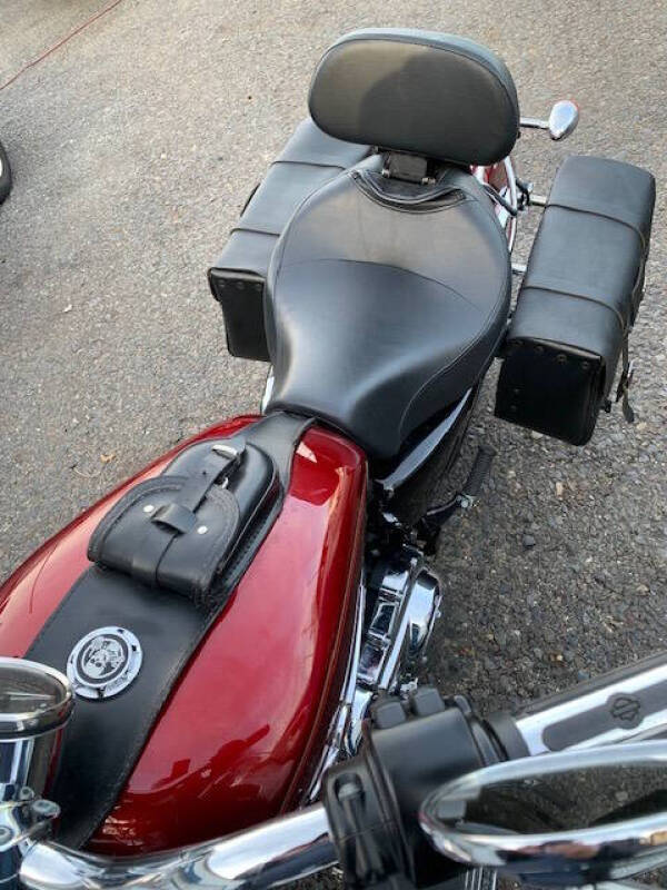 2017 Harley-Davidson SPORTSTER XL 1200C CUSTOM