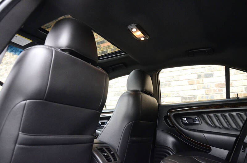 2019 Ford Taurus Limited