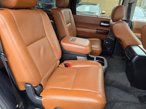 2013 Toyota Sequoia Platinum