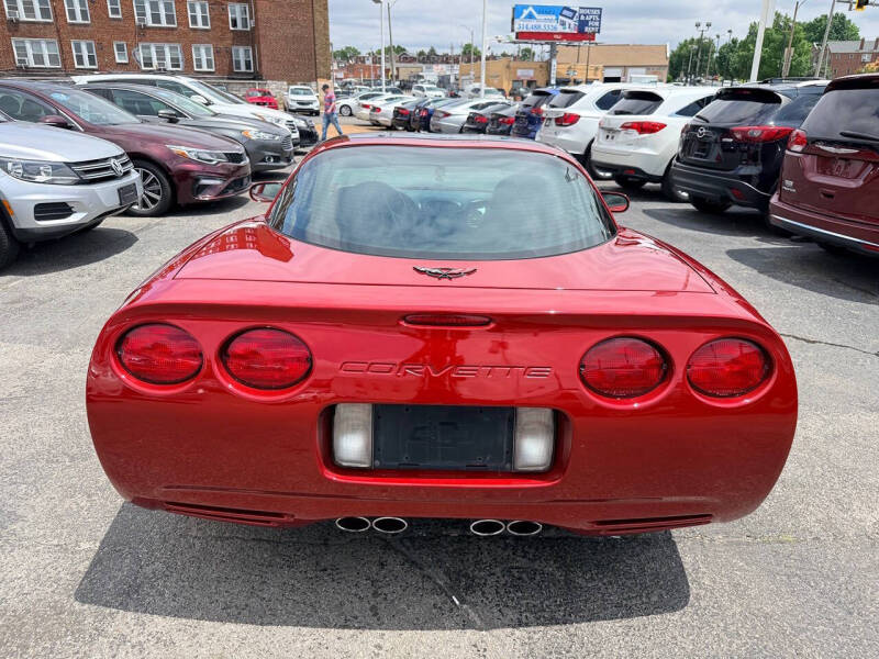 2004 Chevrolet Corvette
