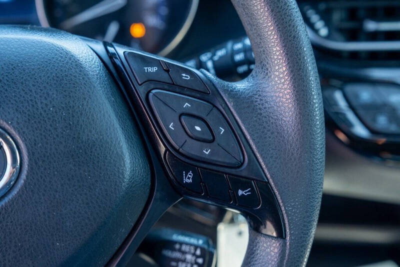 2019 Toyota C-HR XLE