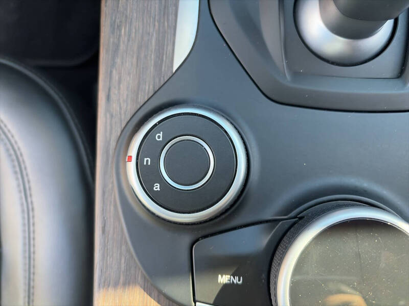 2017 Alfa Romeo Giulia Ti