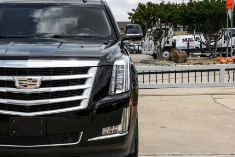2019 Cadillac Escalade Luxury