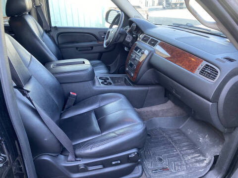 2014 Chevrolet Suburban LT