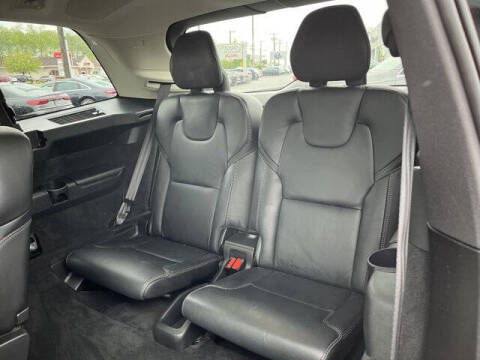 2022 Volvo XC90 Recharge T8 Inscription 6P