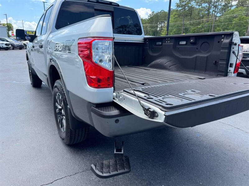 2019 Nissan Titan