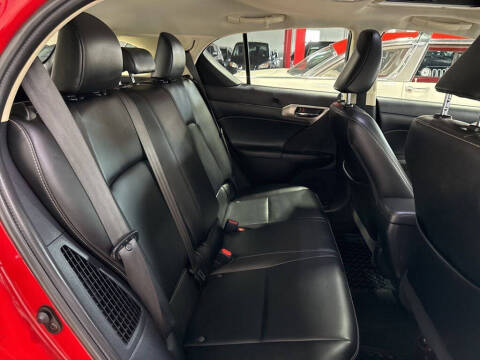 2017 Lexus CT 200h