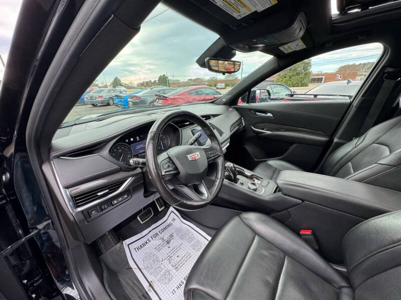 2019 Cadillac XT4 Sport