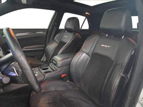 2012 Chrysler 300 SRT8