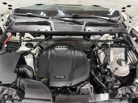 2019 Audi Q5 quattro Premium 45 TFSI