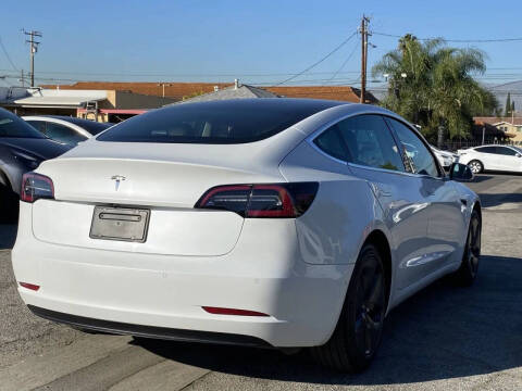 2019 Tesla Model 3 Standard Range Plus