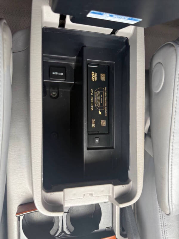 2003 Lexus LX 470