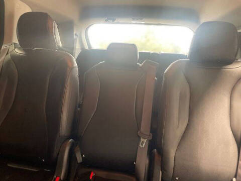 2022 Kia Carnival EX