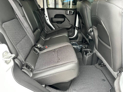 2023 Jeep Gladiator Freedom