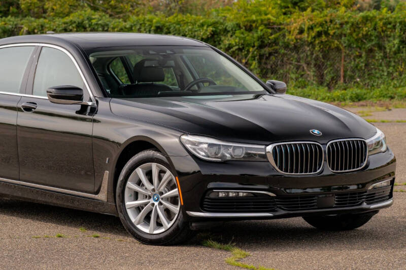 2018 BMW 7 Series 740e xDrive iPerformance