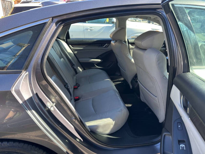 2018 Honda Accord Hybrid Touring