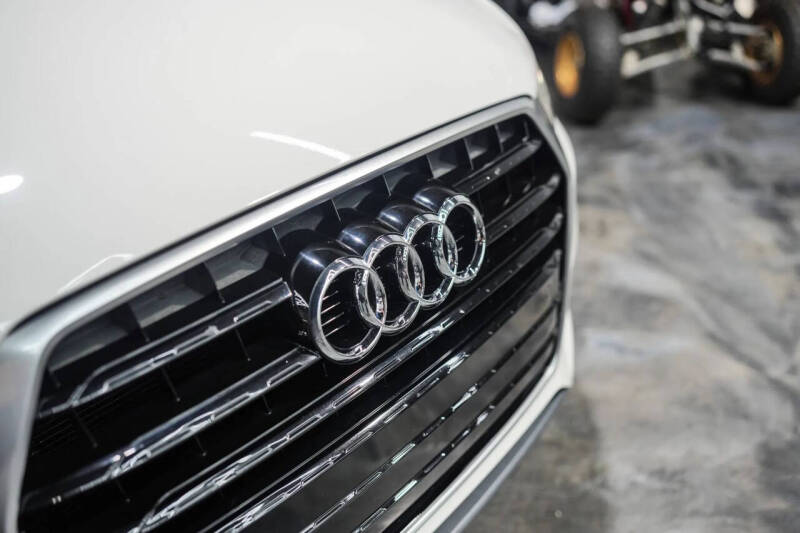 2017 Audi Q3 2.0T Premium