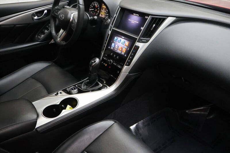 2023 Infiniti Q50 Luxe