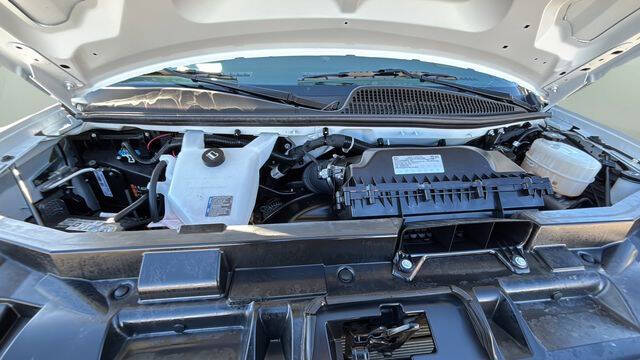 2025 Chevrolet Express LT 3500