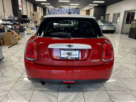 2015 MINI Hardtop 4 Door Cooper