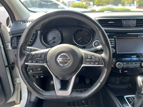 2017 Nissan Rogue Sport SL