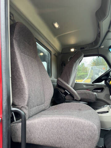 2021 Peterbilt 567