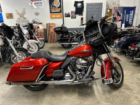 2014 Harley-Davidson FLHTCU103 - for sale at Dark Horse Motorcycles in Gaffney SC