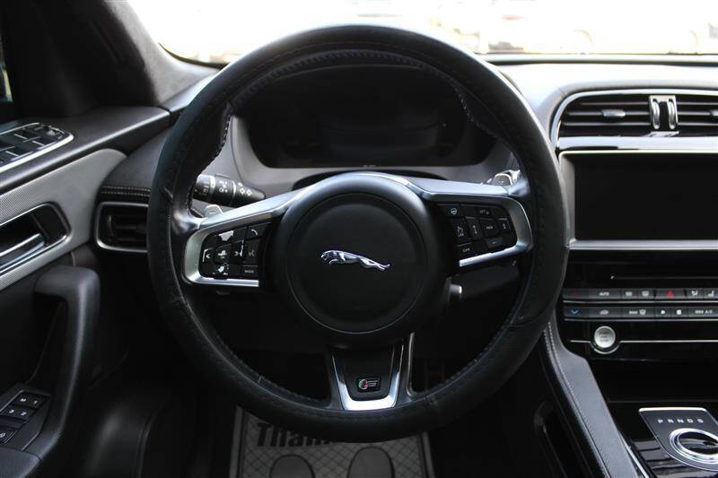 2018 Jaguar F-PACE S