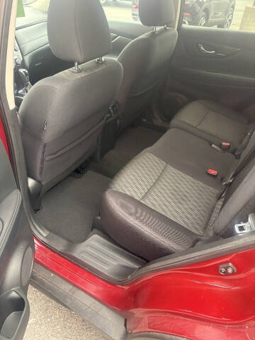 2018 Nissan Rogue SV