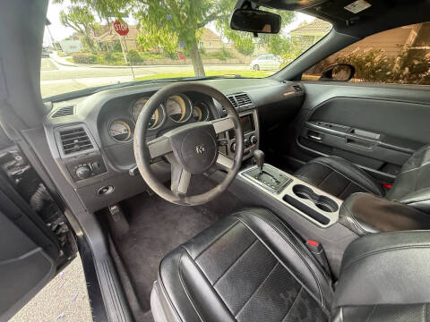 2010 Dodge Challenger SE