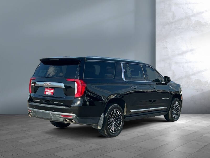2023 GMC Yukon XL Denali